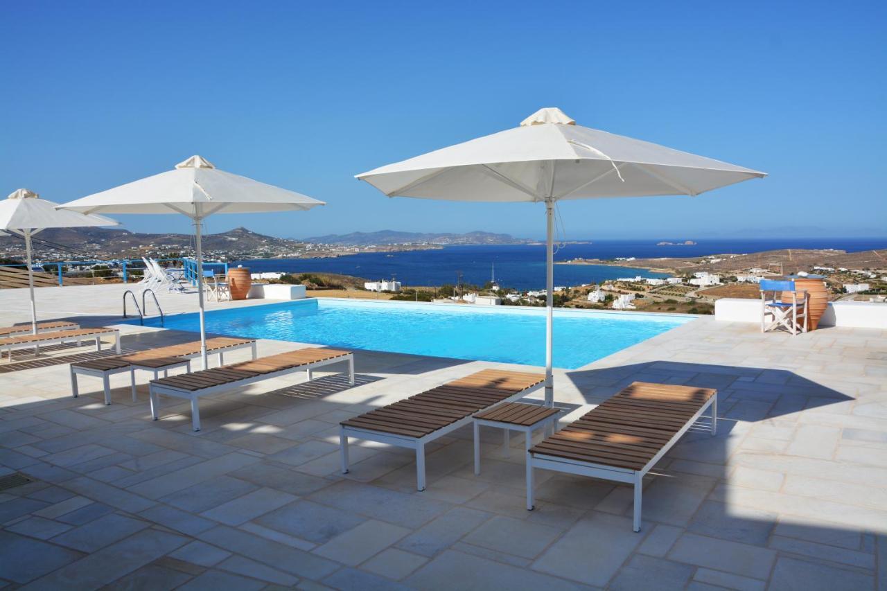 White Blue Houses & Apartments Paros Bagian luar foto
