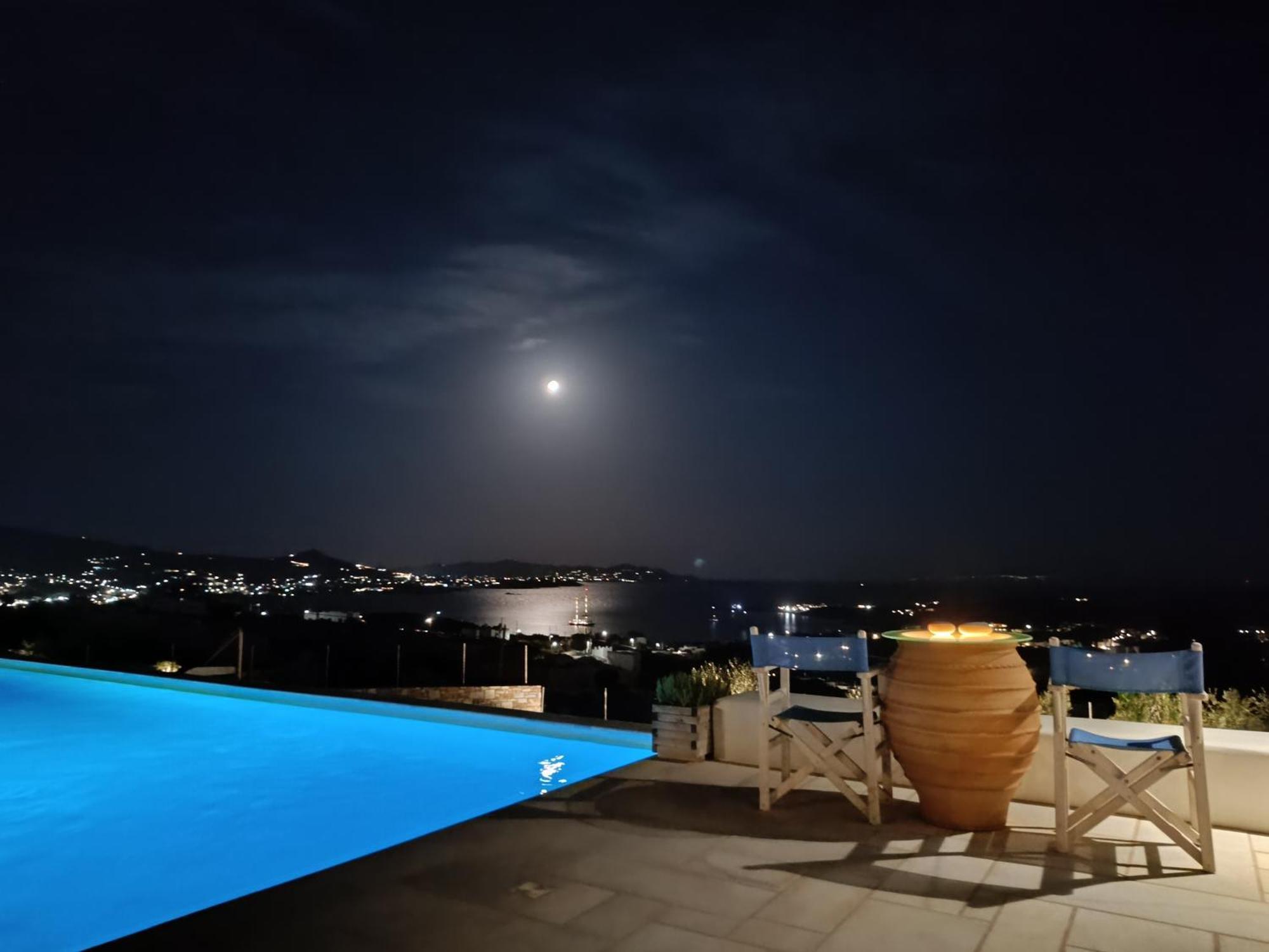White Blue Houses & Apartments Paros Bagian luar foto