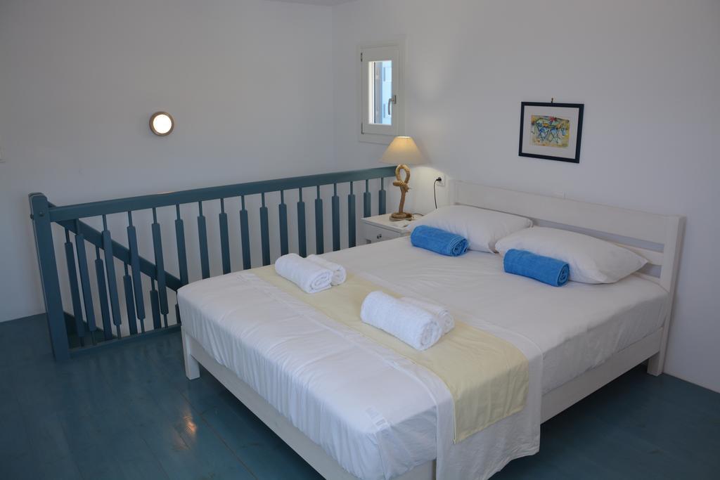 White Blue Houses & Apartments Paros Bagian luar foto