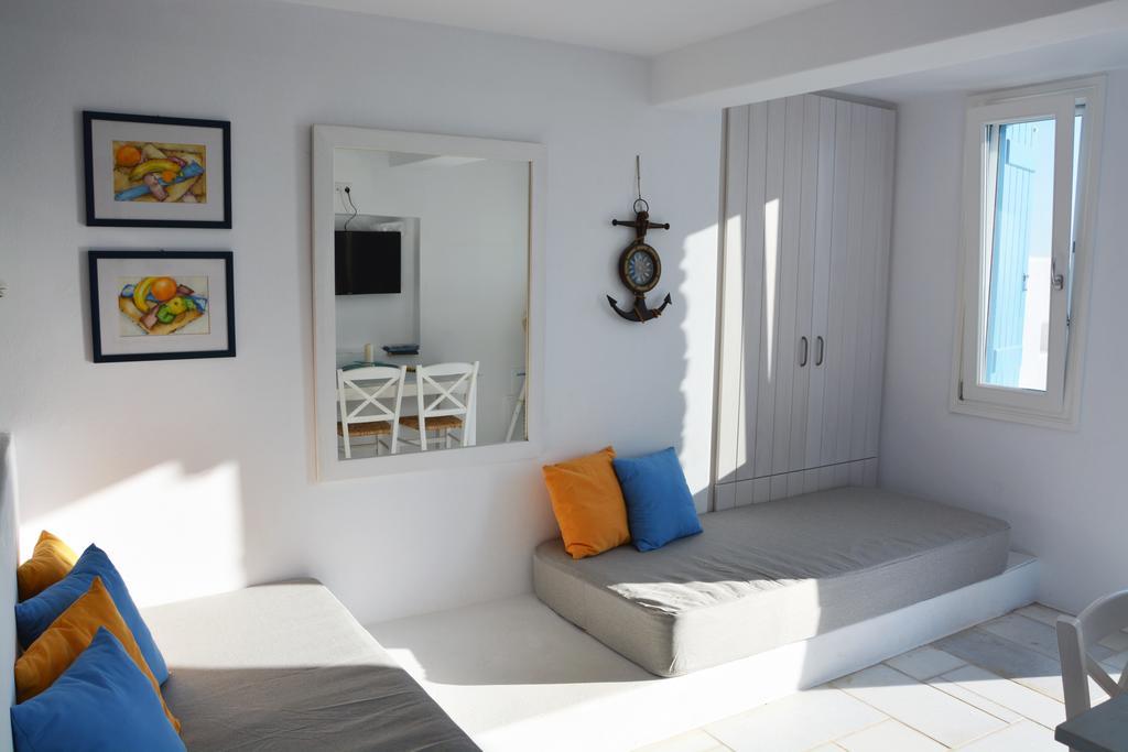 White Blue Houses & Apartments Paros Bagian luar foto