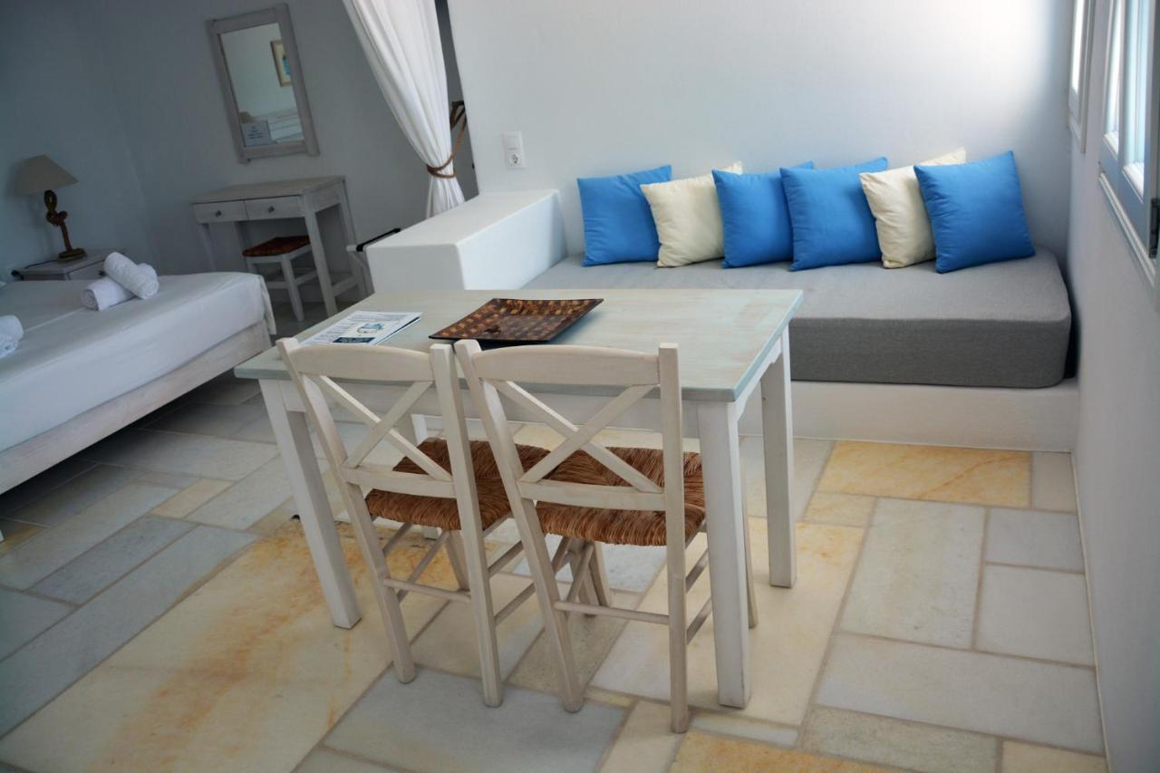 White Blue Houses & Apartments Paros Bagian luar foto