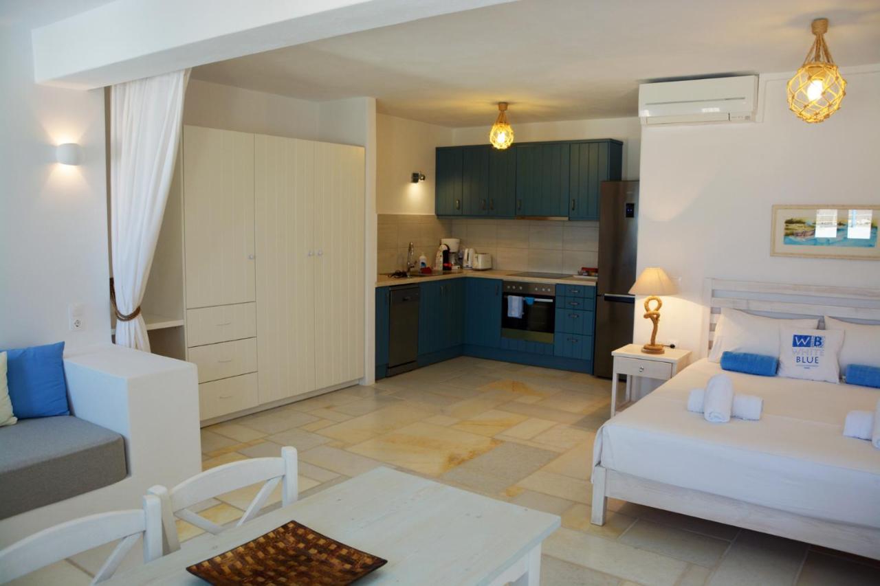 White Blue Houses & Apartments Paros Bagian luar foto