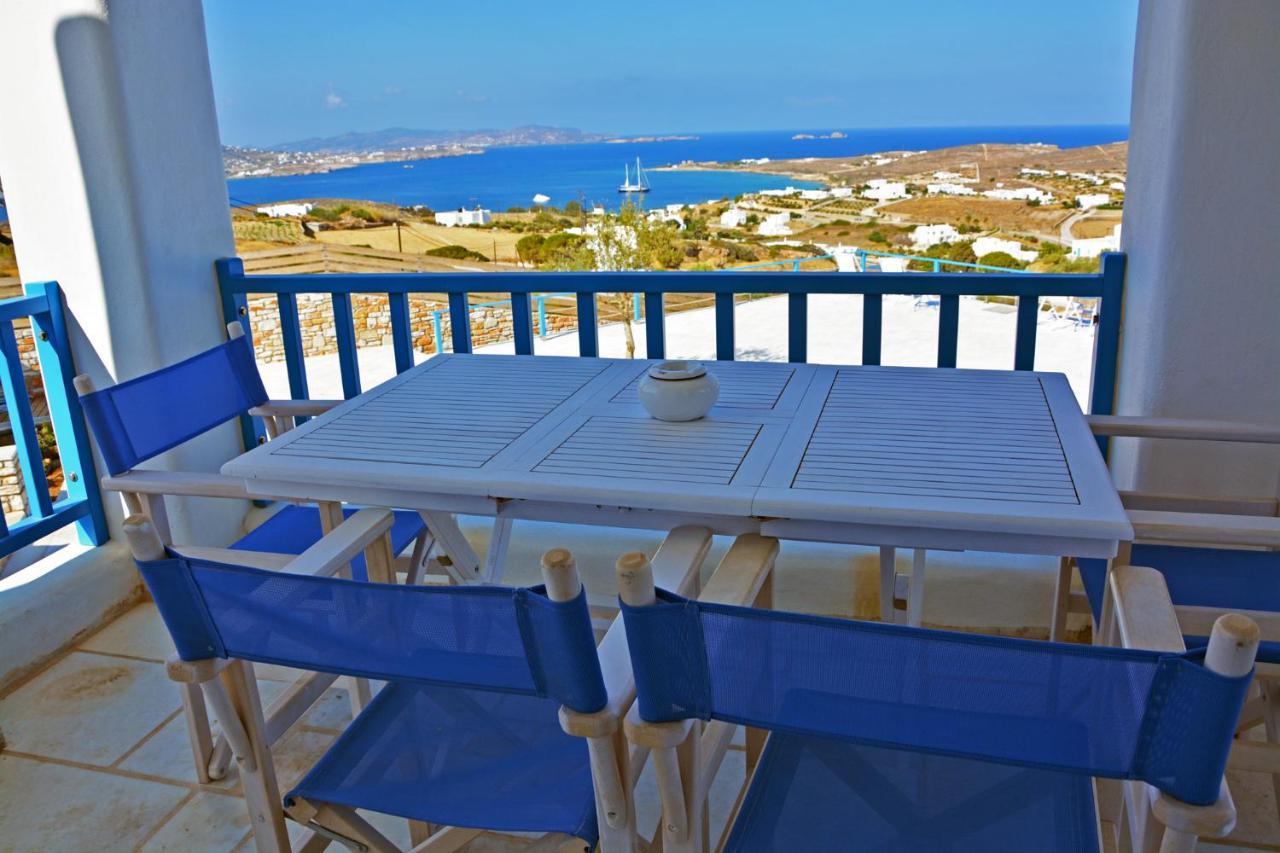 White Blue Houses & Apartments Paros Bagian luar foto